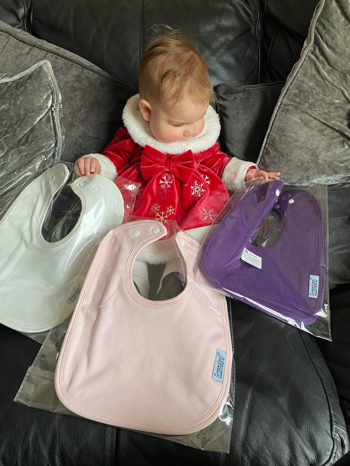 Purple super absorbent cotton bib