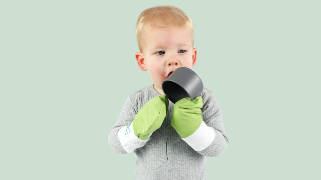 Itchy baby and toddler, eczema baby, scratch sleeves. anti scratch mittens, certified organic cotton mittens, certified organic bamboo mittens, stay-on scratch mittens for babies and toddlers, The scratch mitts that actually work, chicken pox, itchy